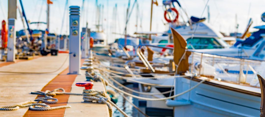 Comment prévenir les vols et intrusions lorsque votre bateau est au port ?
